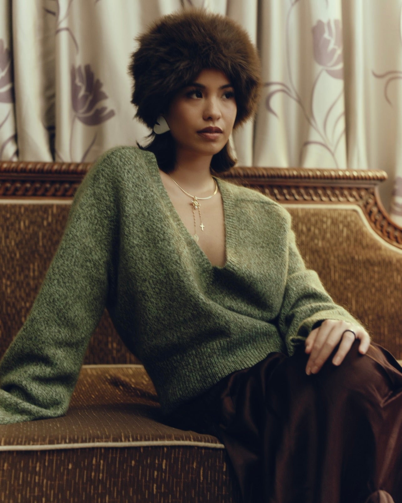 Love me not - Mother of Pearl