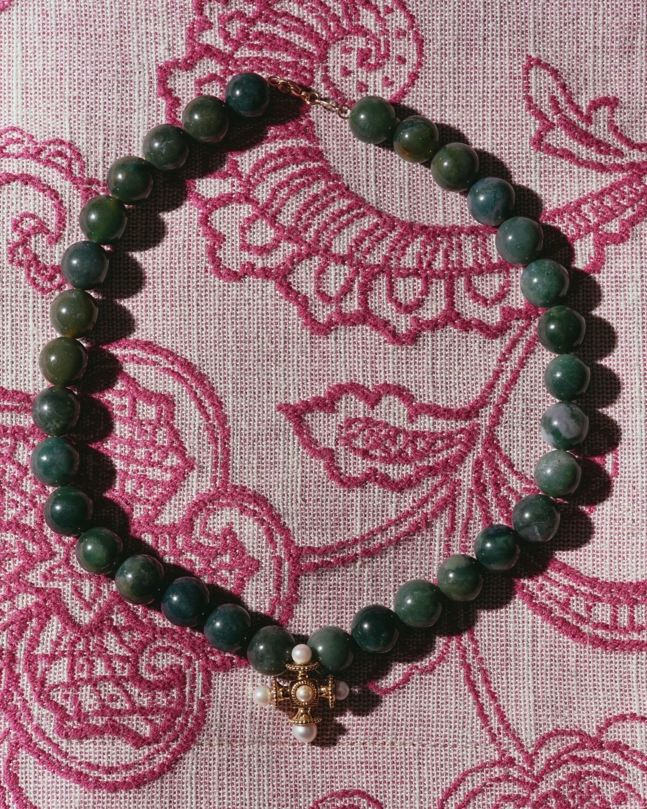 Cross pendant in Darling