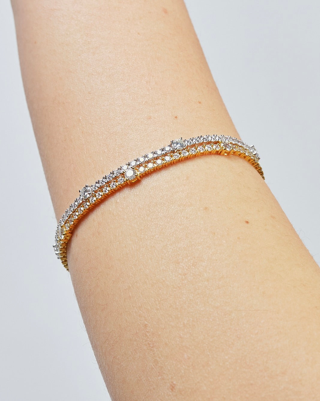 Two-tone diamond tennis bracelet