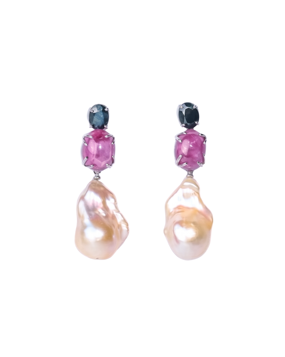 Pearl Dangling Earring